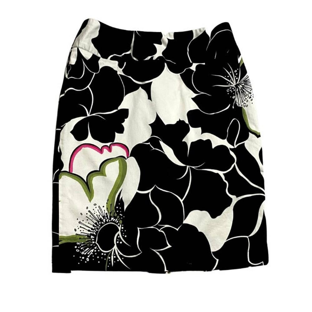 Willie Smith Black/White Floral Summer Skirt Size 6